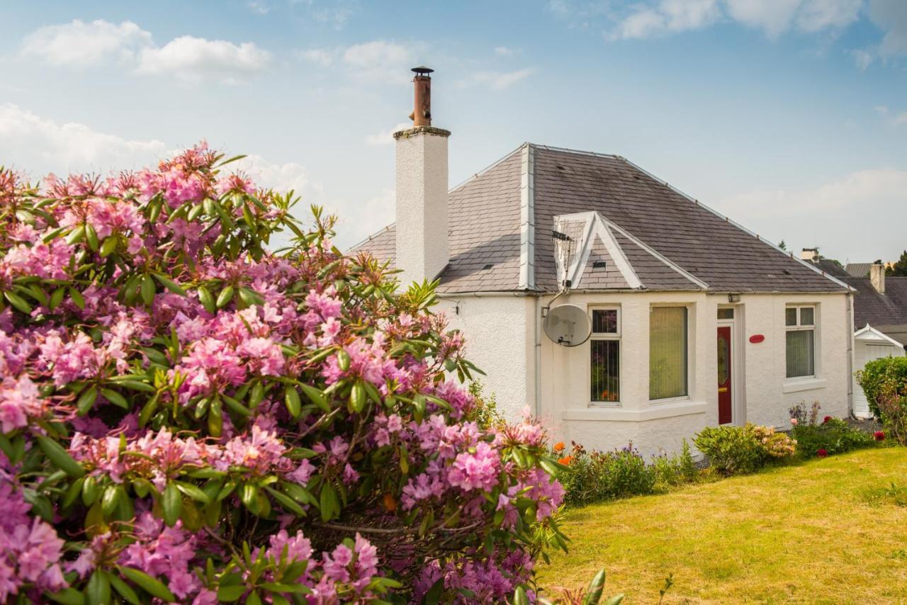 Luxury Super Central Cottage With A Hot Tub/ Gym Portree Exteriör bild