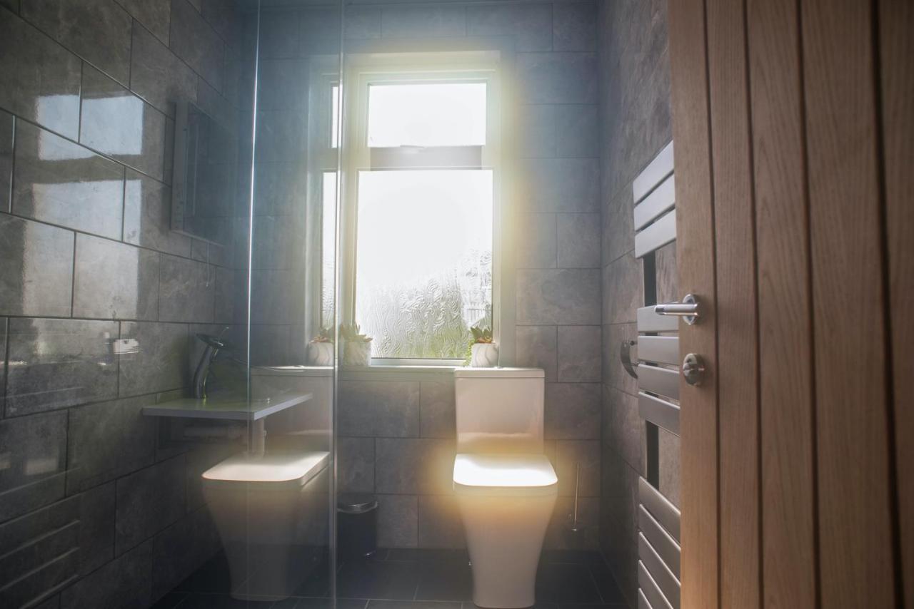 Luxury Super Central Cottage With A Hot Tub/ Gym Portree Exteriör bild