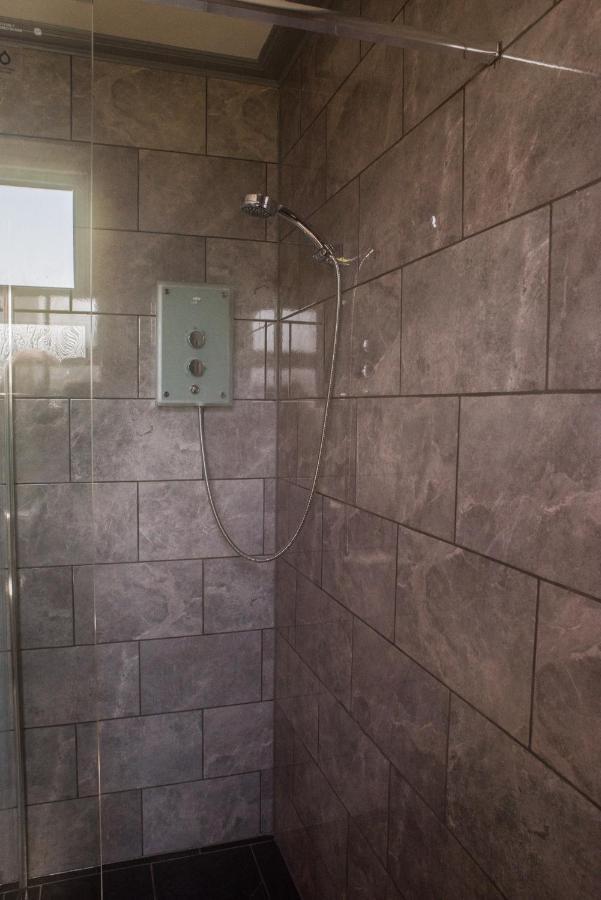 Luxury Super Central Cottage With A Hot Tub/ Gym Portree Exteriör bild